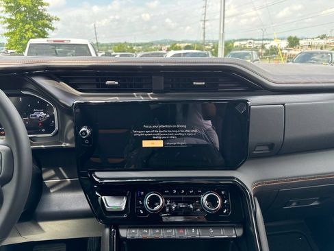 New 2026 GMC Sierra 1500 AT4 w/ AT4 Premium Package AWD/4WD image 25