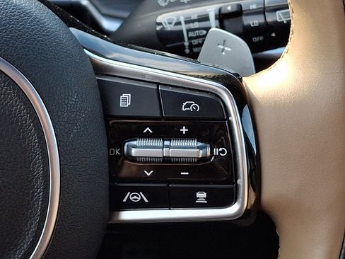 Used 2024 Kia Sorento SX Prestige w/ Olive Brown Leather Package image 23