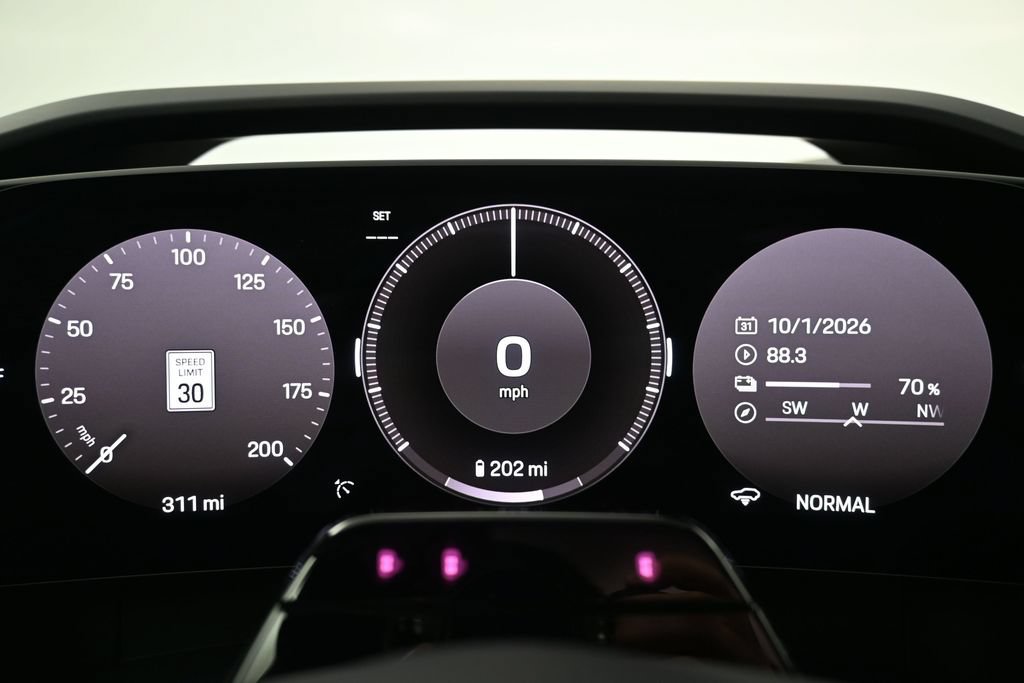 Certified 2026 Porsche Cayenne Electric AWD/4WD image 31