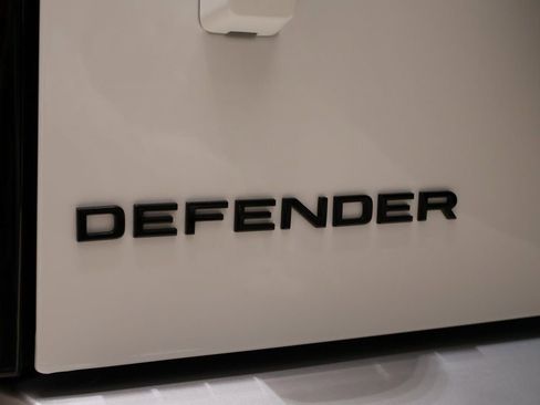 New 2025 Land Rover Defender 110 S image 8