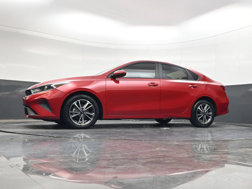 Used 2023 Kia Forte LXS FWD image 28