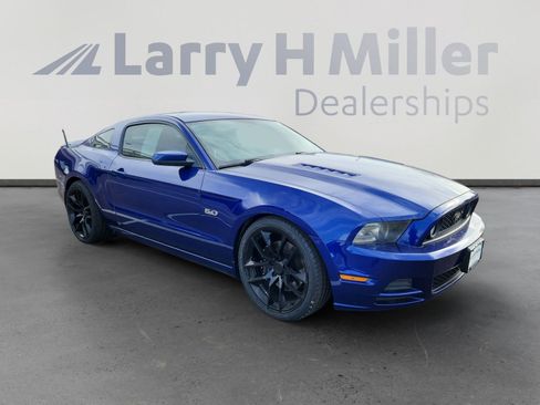 Used 2014 Ford Mustang GT Premium image 7