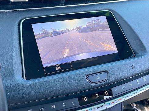 Used 2021 Cadillac XT4 Premium Luxury w/ Driver Awareness Package image 13