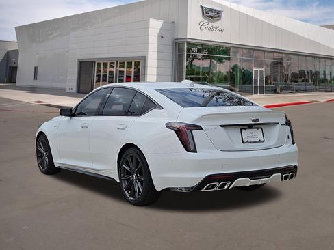 New 2026 Cadillac CT5 V RWD image 4
