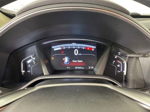 Used 2018 Honda CR-V Touring image 5