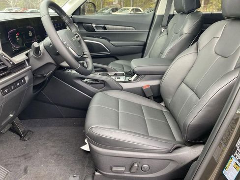 New 2025 Kia Telluride EX w/ EX Captain's Chair Package image 13
