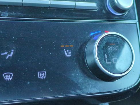 Used 2025 Hyundai Santa Cruz SEL FWD image 21