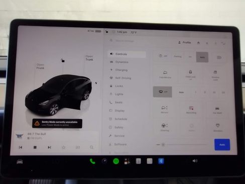 Used 2024 Tesla Model Y Long Range AWD/4WD image 27