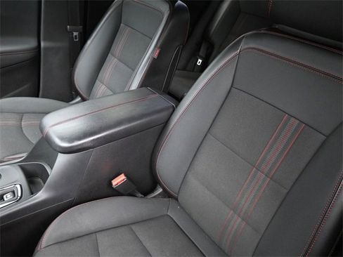 Used 2022 Chevrolet Equinox RS image 18