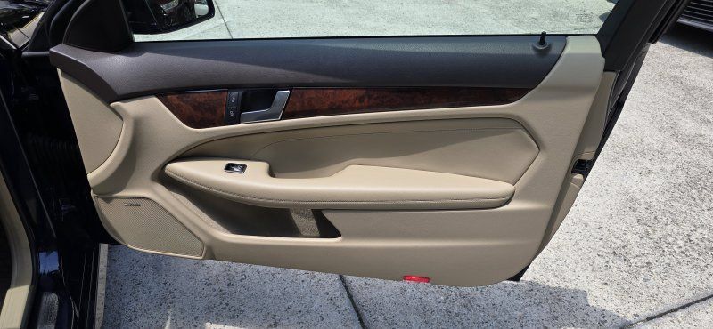 Used 2014 Mercedes-Benz C 250 Coupe image 18