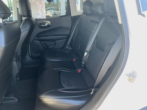 Used 2018 Jeep Compass Latitude image 18