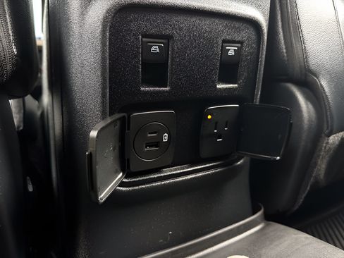 Used 2022 Ford Bronco Wildtrak AWD/4WD image 27
