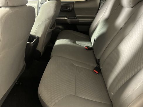 Used 2020 Toyota Tacoma SR5 RWD image 24