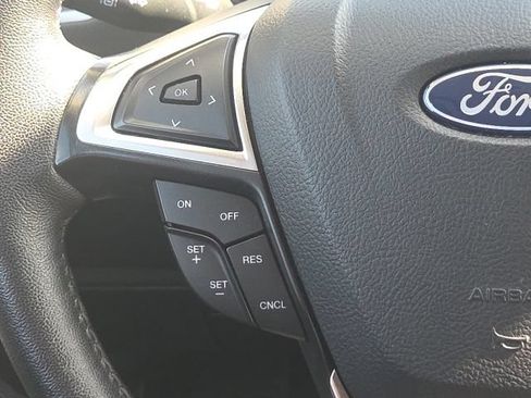 Certified 2024 Ford Edge SEL w/ Convenience Package AWD/4WD image 38