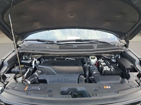 Used 2017 Ford Explorer Sport image 27