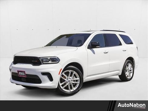 Used 2024 Dodge Durango GT image 1
