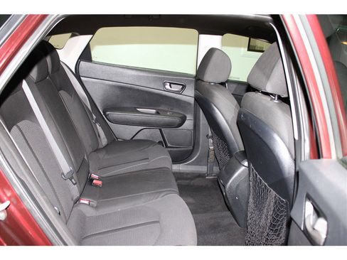 Used 2020 Kia Optima LX image 21