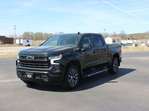 Used 2022 Chevrolet Silverado 1500 RST image 4