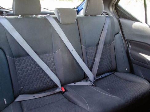 Used 2021 Nissan Kicks SV FWD image 28