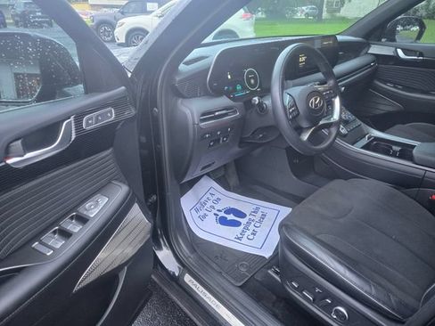 Used 2025 Hyundai Palisade Calligraphy AWD/4WD image 4