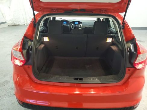 Used 2013 Ford Focus SE FWD image 6