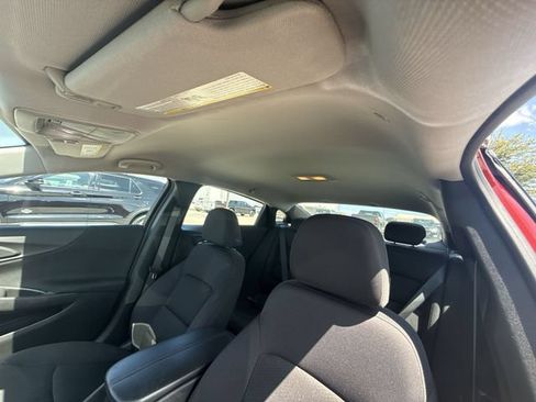 Used 2024 Chevrolet Malibu LT FWD image 19