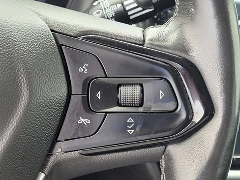 Used 2023 Chevrolet Bolt EUV Premier w/ Sun & Sound Package FWD image 30