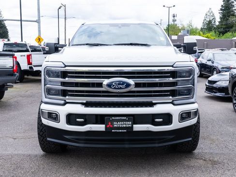 Used 2023 Ford F350 Limited AWD/4WD image 2