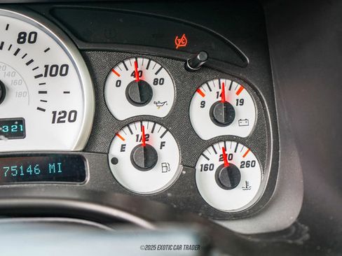 Used 2003 HUMMER H2 w/ Preferred Equipment Group image 26