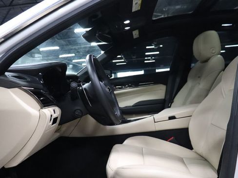 Used 2018 Cadillac CTS Luxury image 11