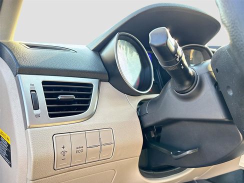 Used 2013 Hyundai Elantra GT image 11