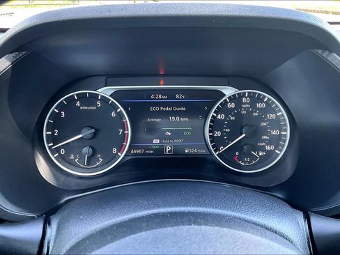 Used 2023 Nissan Sentra SV FWD image 21