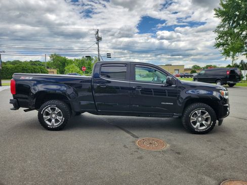 Used 2019 Chevrolet Colorado Z71 AWD/4WD image 17