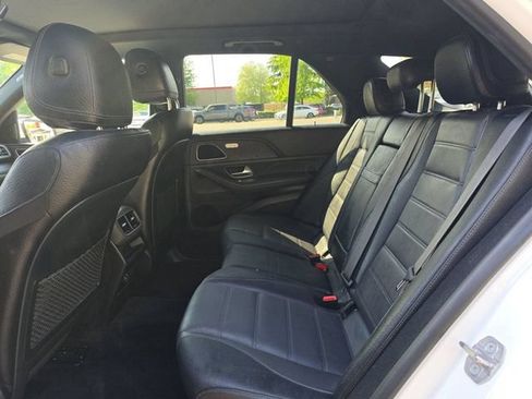 Used 2020 Mercedes-Benz GLE 450 4MATIC w/ MBUX Technology Package image 10