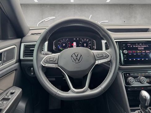 Used 2022 Volkswagen Atlas Cross Sport SE image 21
