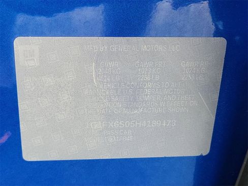 Certified 2017 Chevrolet Bolt Premier w/ Driver Confidence II Package image 34