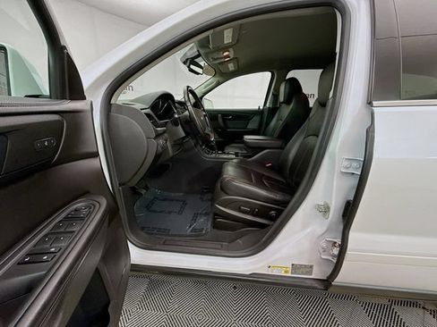 Used 2016 Chevrolet Traverse LT AWD/4WD image 22