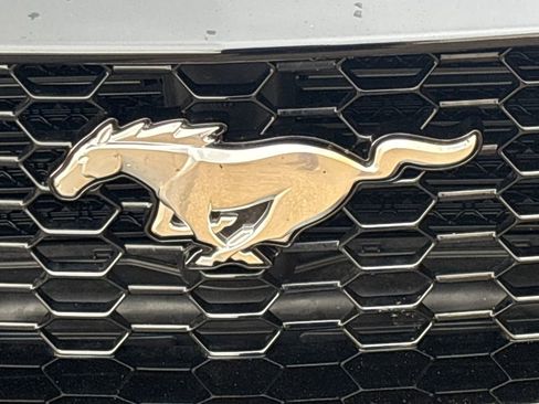 Used 2025 Ford Mustang GT Premium image 33