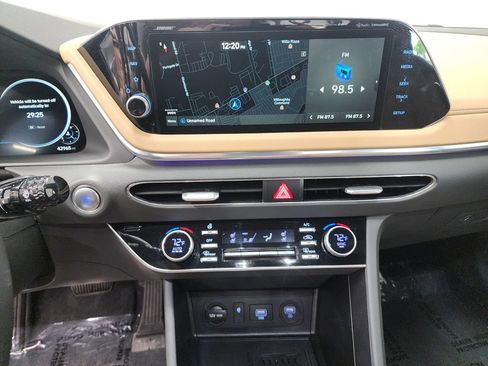Used 2021 Hyundai Sonata Limited FWD image 18