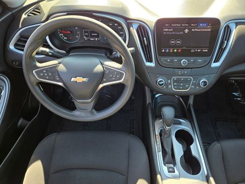 Used 2023 Chevrolet Malibu LT image 11