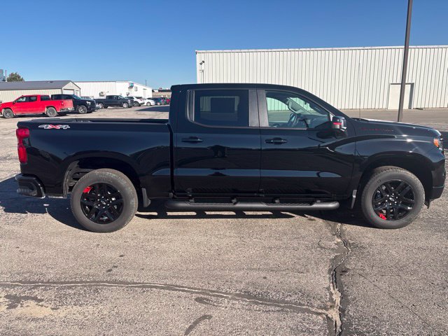 New 2026 Chevrolet Silverado 1500 RST w/ Redline Edition AWD/4WD image 2