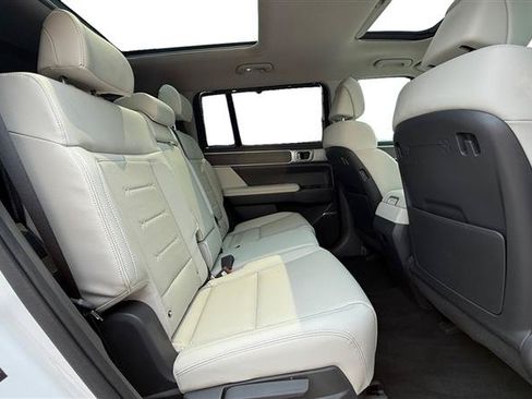 Used 2026 Hyundai Santa Fe Limited FWD image 18