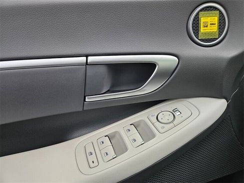 New 2026 Hyundai Sonata SEL image 11