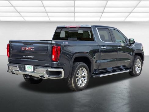 Used 2021 GMC Sierra 1500 SLT w/ SLT Premium Plus Package AWD/4WD image 18