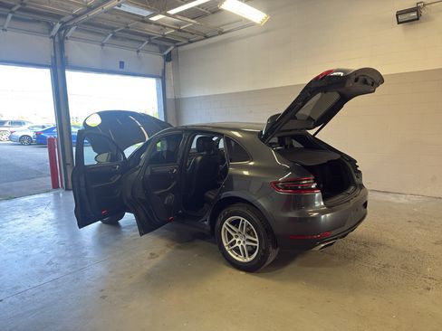 Used 2017 Porsche Macan AWD/4WD image 12