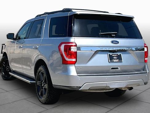 Used 2020 Ford Expedition XLT w/ Equipment Group 202A AWD/4WD image 12