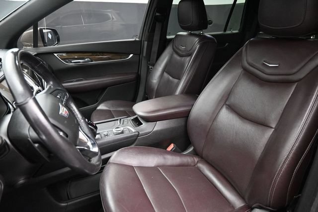 Used 2022 Cadillac XT6 Premium Luxury FWD image 16
