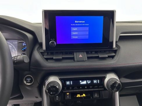 Used 2023 Toyota RAV4 SE image 28