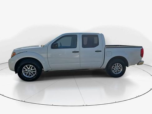 Used 2016 Nissan Frontier SV image 6
