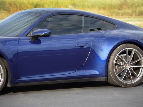 Used 2020 Porsche 911 Carrera image 33